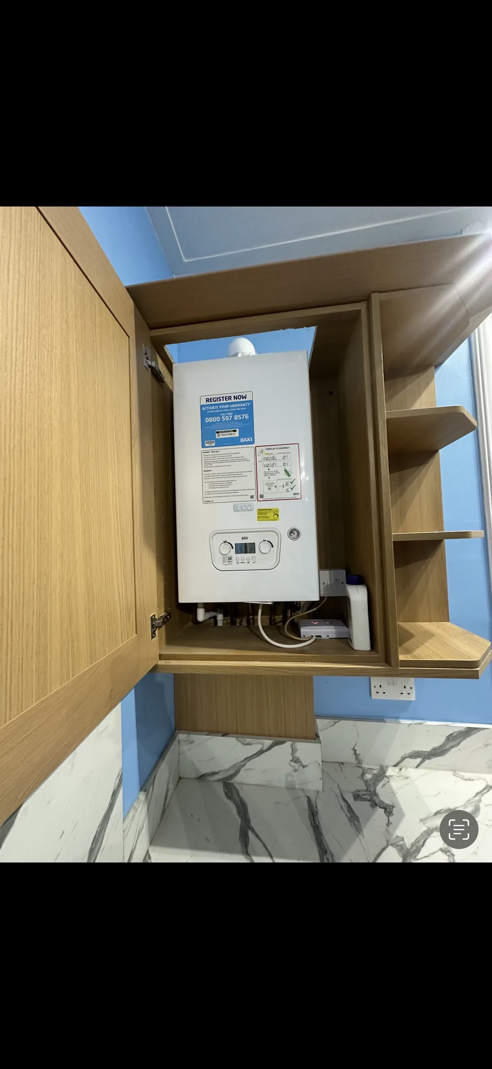 Boiler installation with magnetic system filter
