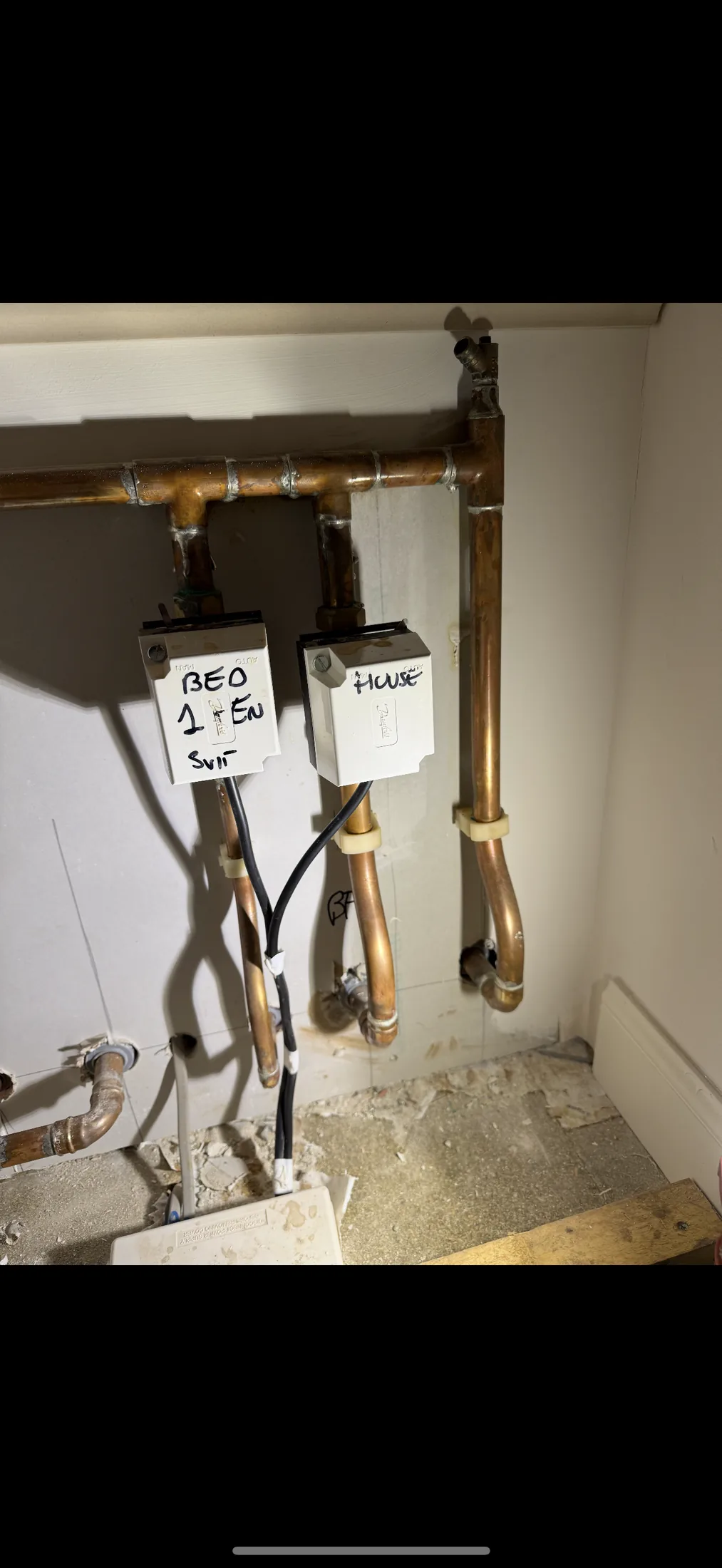 Heating system pipework leak repaired