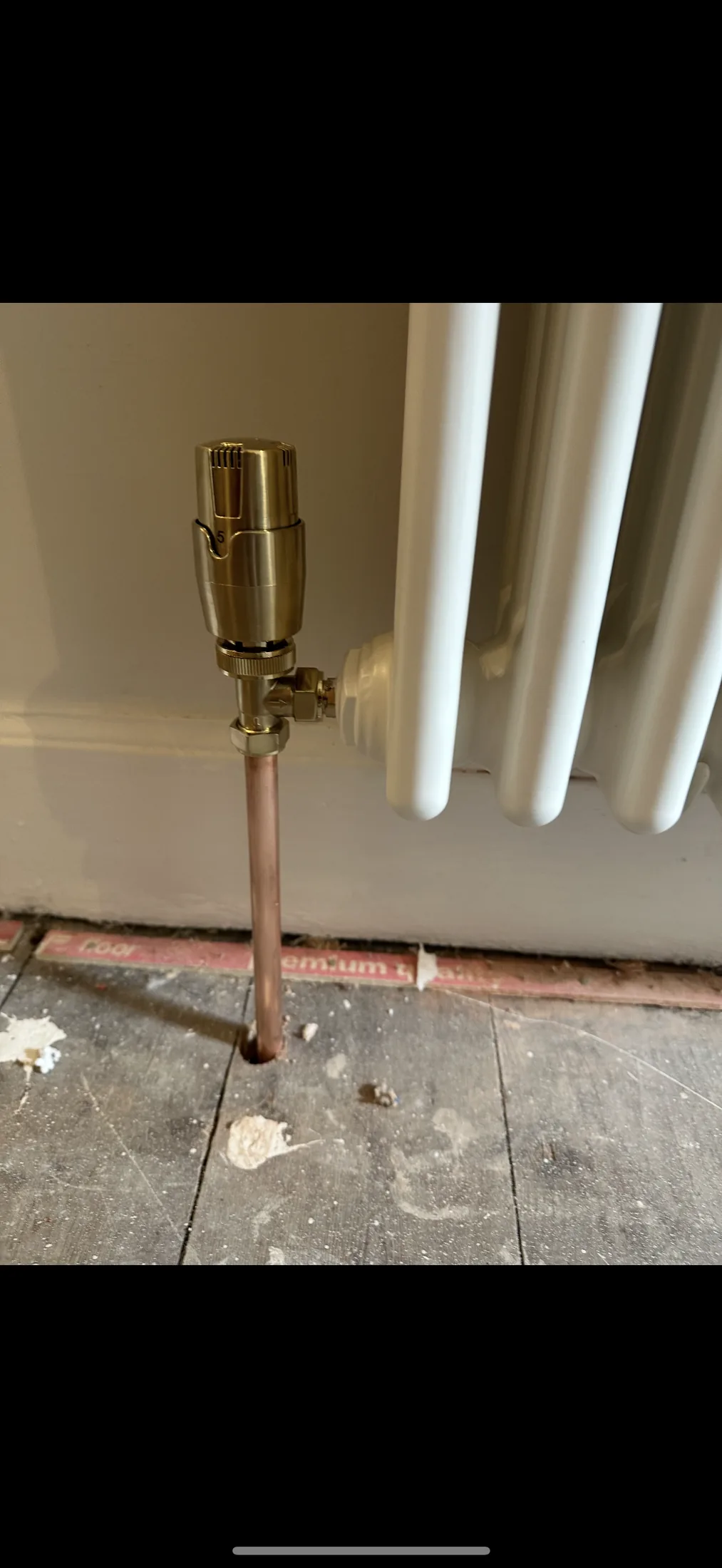 Cast iron radiator installation